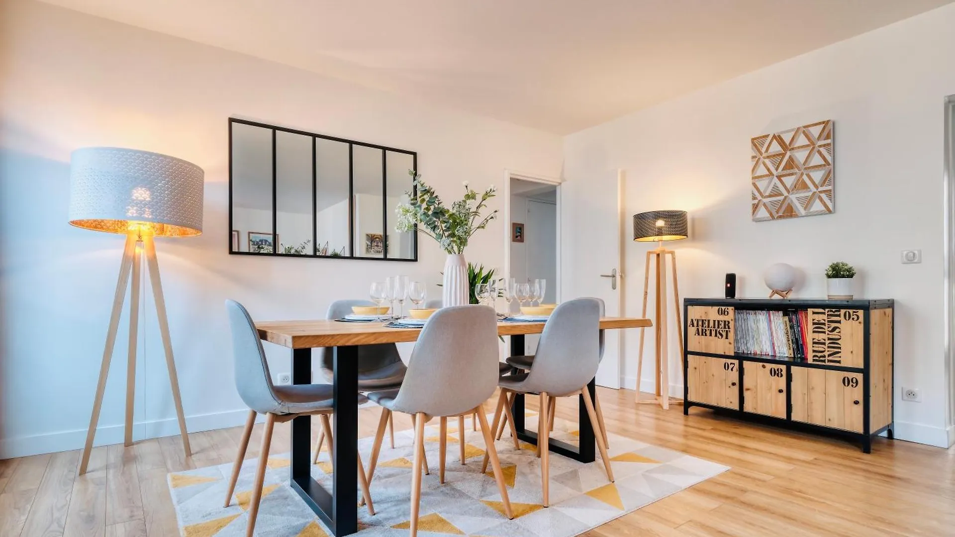 Myjolieparishome - King Size Bed, Ac Living Room, Balcony Apartament